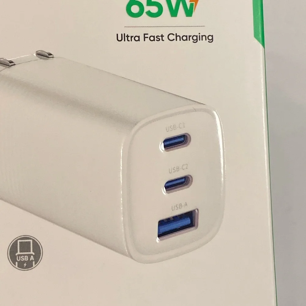 NWT A Charged Life 65W Ultra Fast Charging Multi-Port Wall Charger USB-C